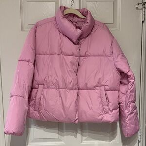 Old Navy Women's Pink Puffer Jacket